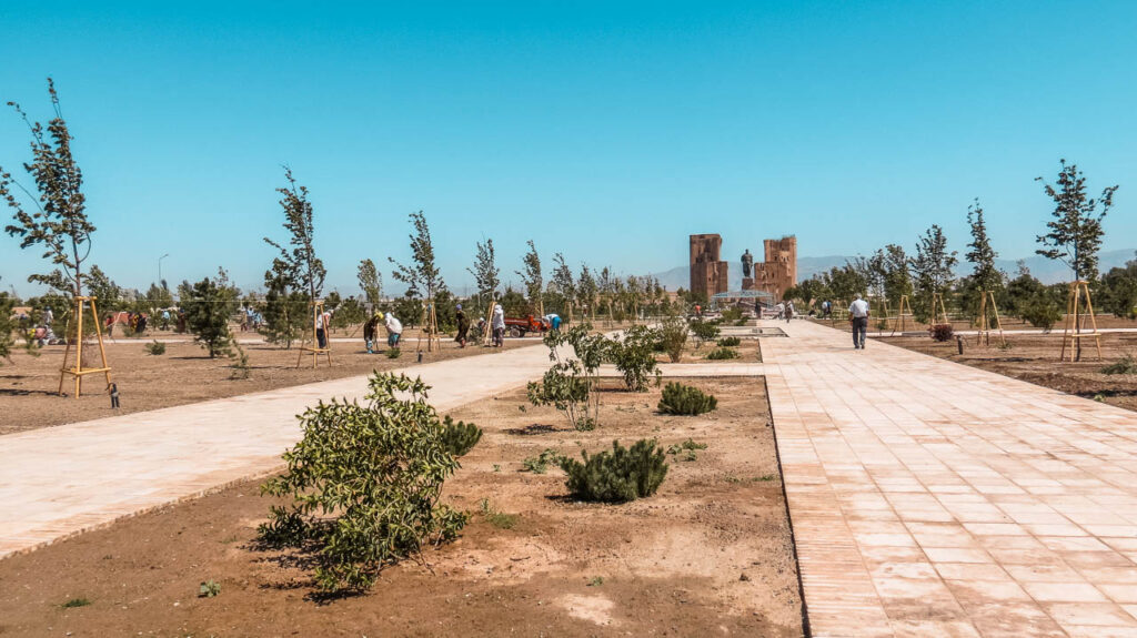 Shahrisabz in the midst of a redevelopment plan back in 2015. What to see in Shahrisabk in one day